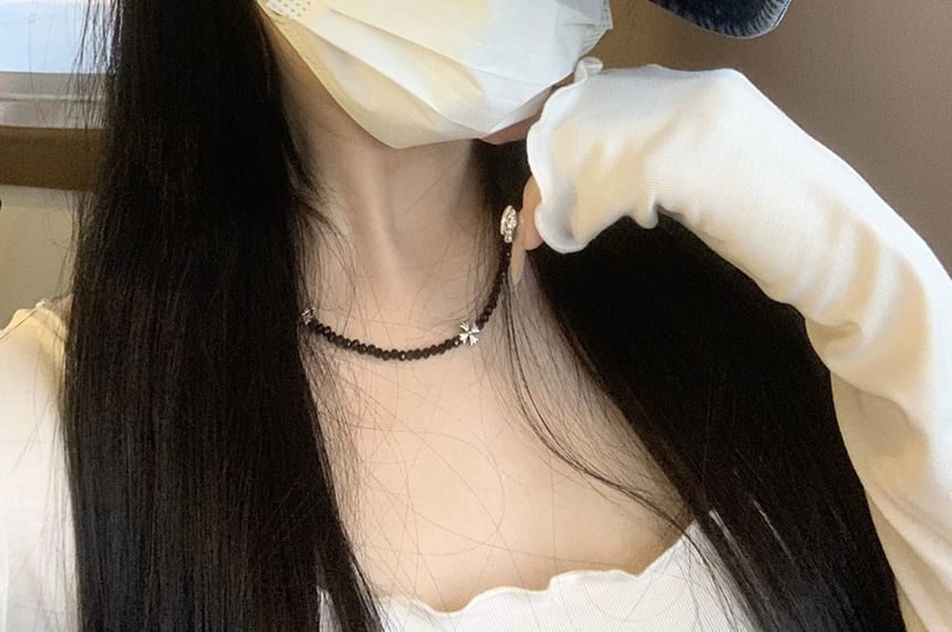 Brim Denim Embroidered Cap Wide Washed Bow