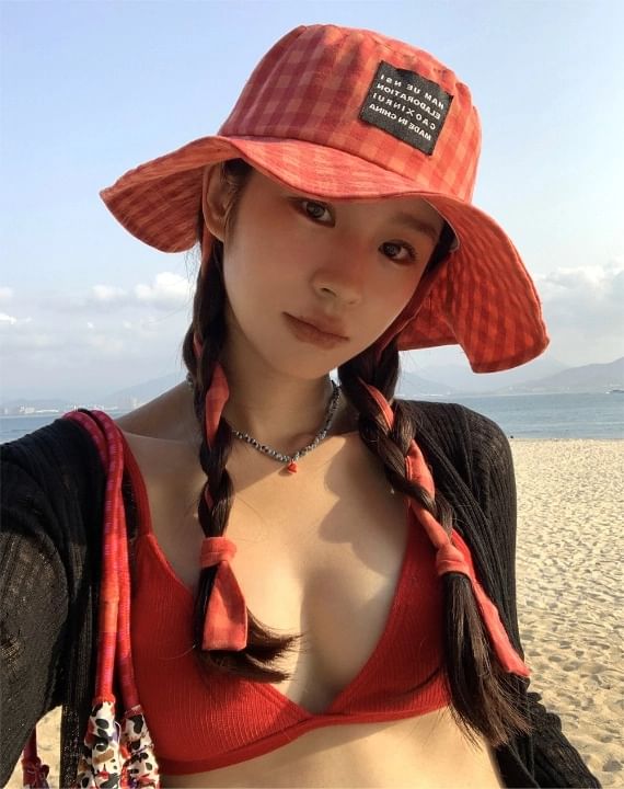 Gingham Bucket Hat Applique