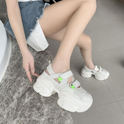 Panel Sneakers Platform Cutout