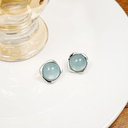 Clous d'oreilles en perles