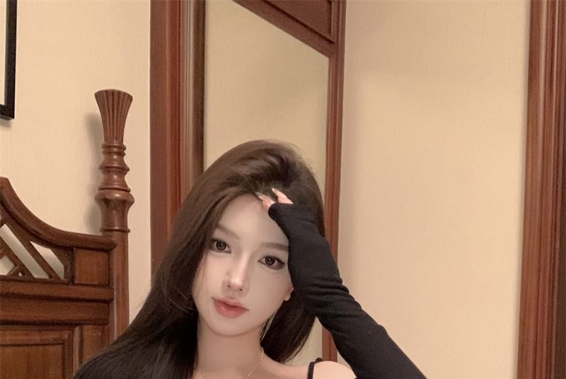 + Top Cardigan Panel Set: Plain Lace Cami