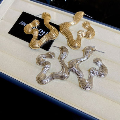 Earring Hoop Copper Wavy