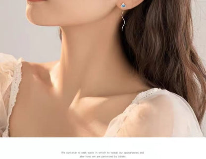 Triangle Threader Earring / Ear Stud