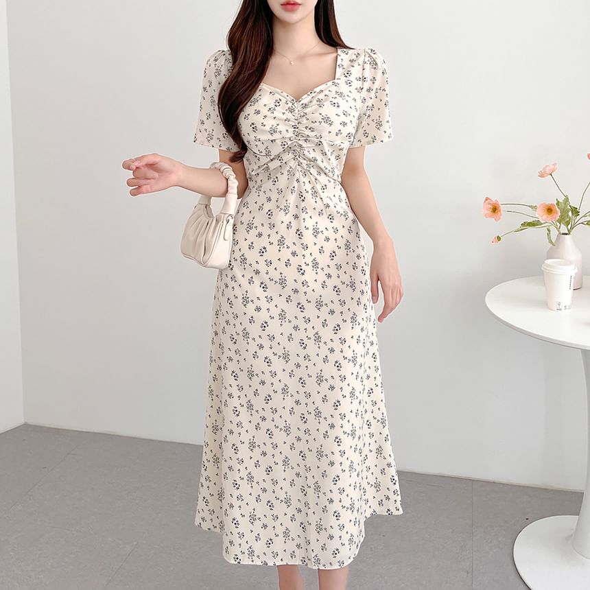 Short-Sleeve V-Neck Floral Maxi A-Line Dress