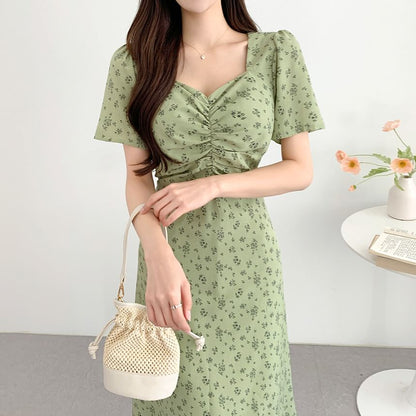 Short-Sleeve V-Neck Floral Maxi A-Line Dress