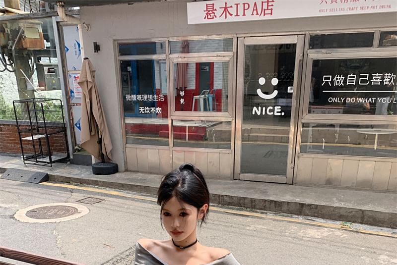 Rise Ruched Skirt / Plain Shoulder Midi Top A-Line Twist Off