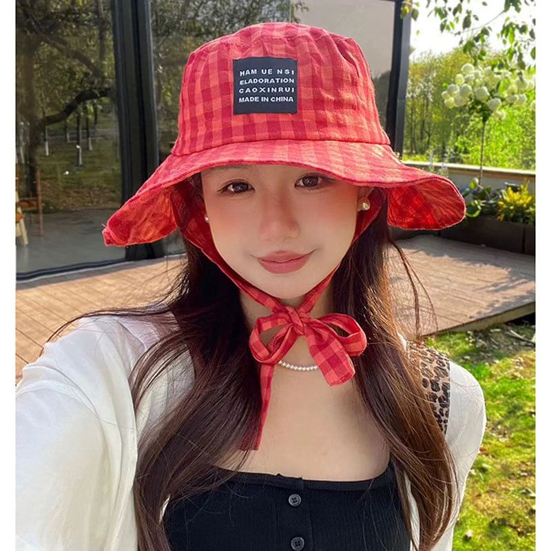 Lettering Applique Bucket Hat Plaid