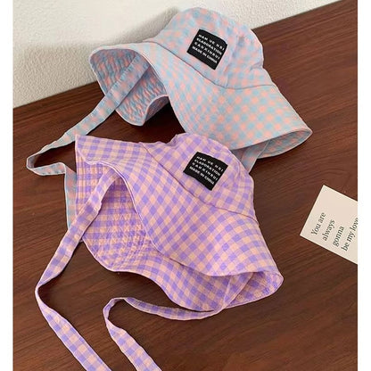 Lettering Applique Bucket Hat Plaid