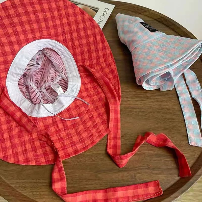 Lettering Applique Bucket Hat Plaid