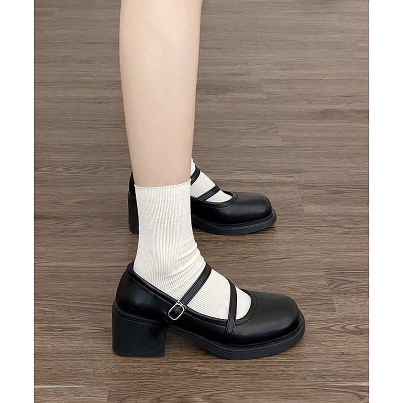 Mary Heel Jane Block Pearl Faux Pumps