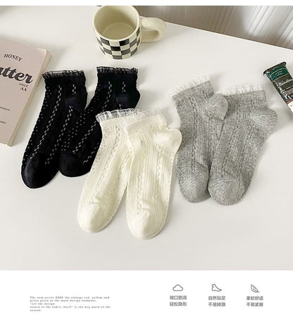 Lace Trim Socks Set