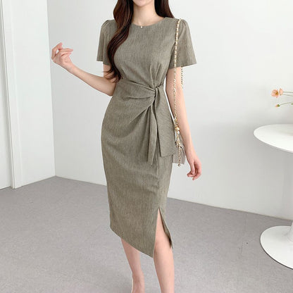 Short-Sleeve Crewneck Sashed Plain Midi Sheath Dress