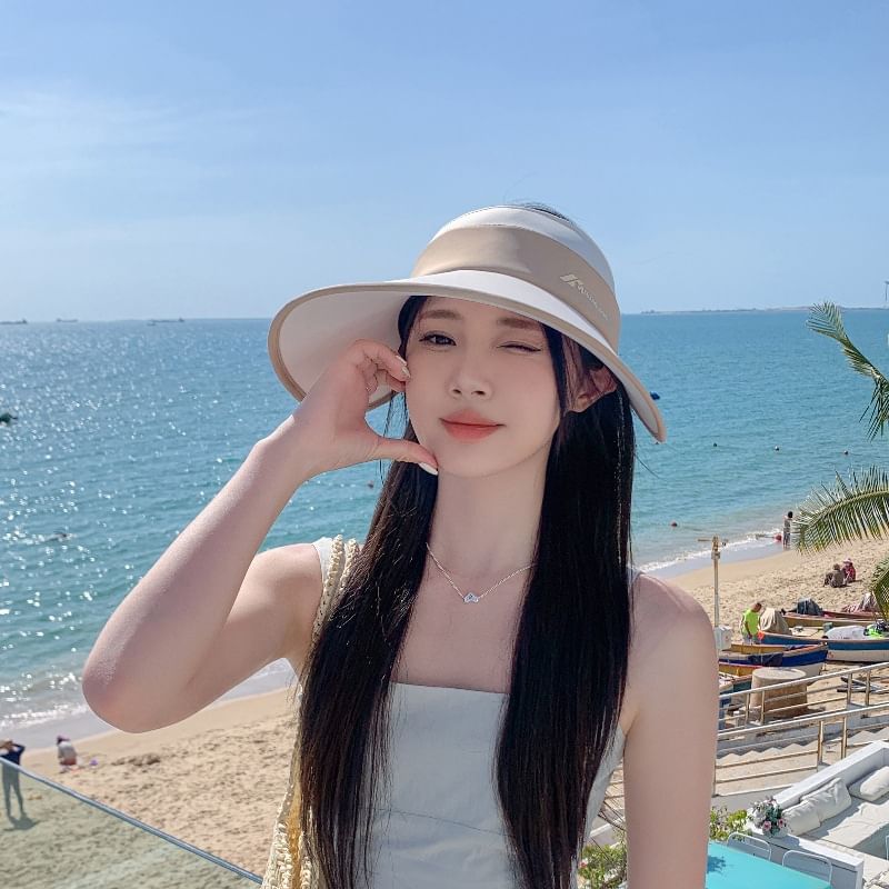 Wide Two Visor Brim Tone Sun