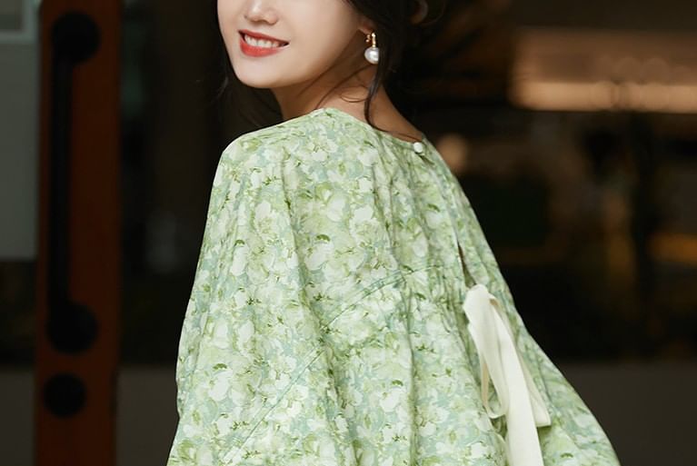 Balloon Sleeve Round Neck Floral Print Tie Back Blouse