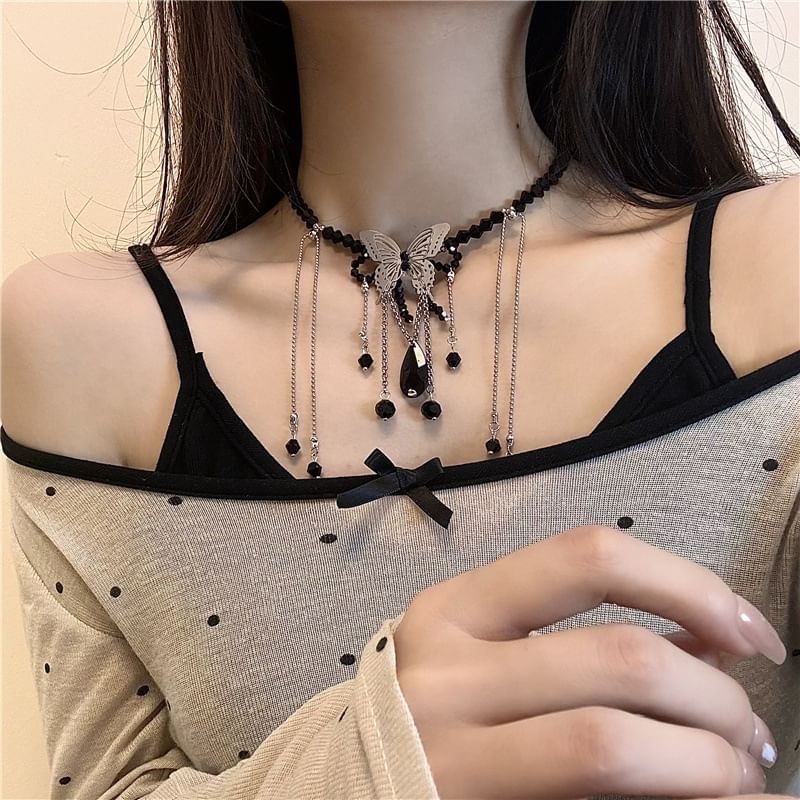 Faux Butterfly Choker / Alloy Leather Studded