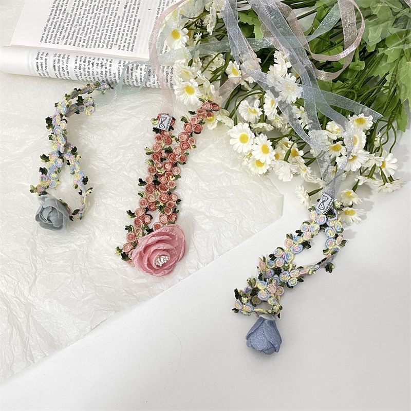Ribbon Lace Choker Rose