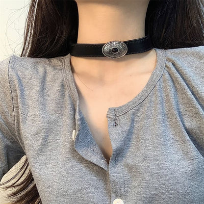 Leather Disc Choker Oval Faux Black Western