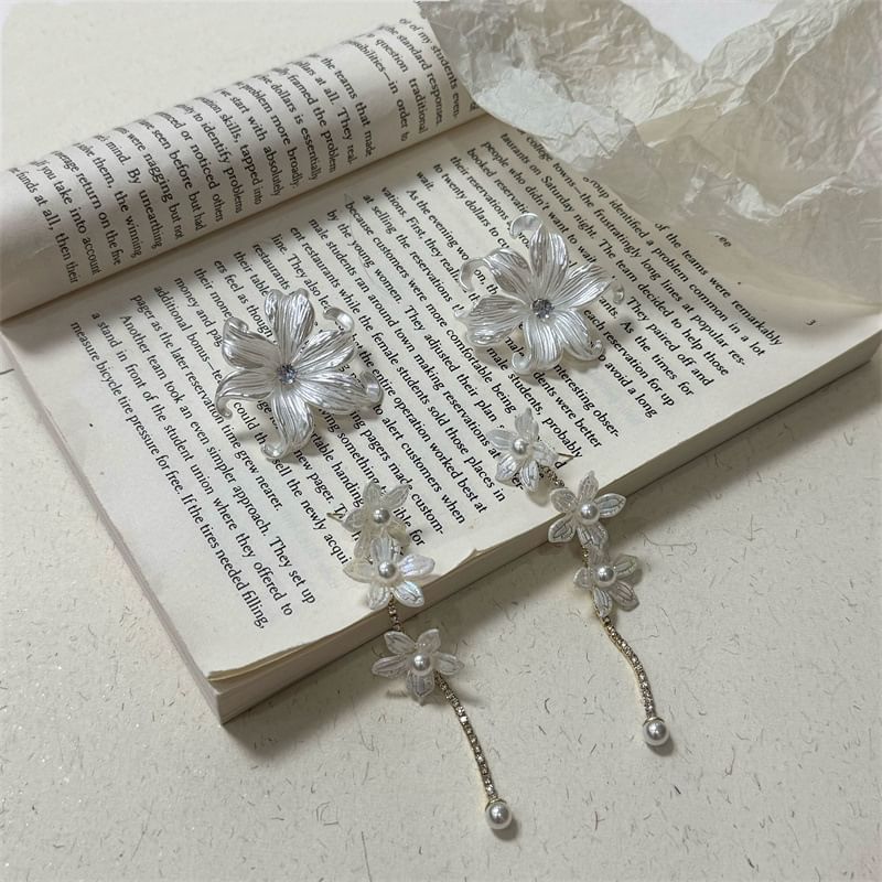 Dangle Floral / Stud Earring Alloy
