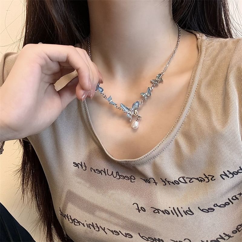 Pearl Faux Butterfly Alloy Choker