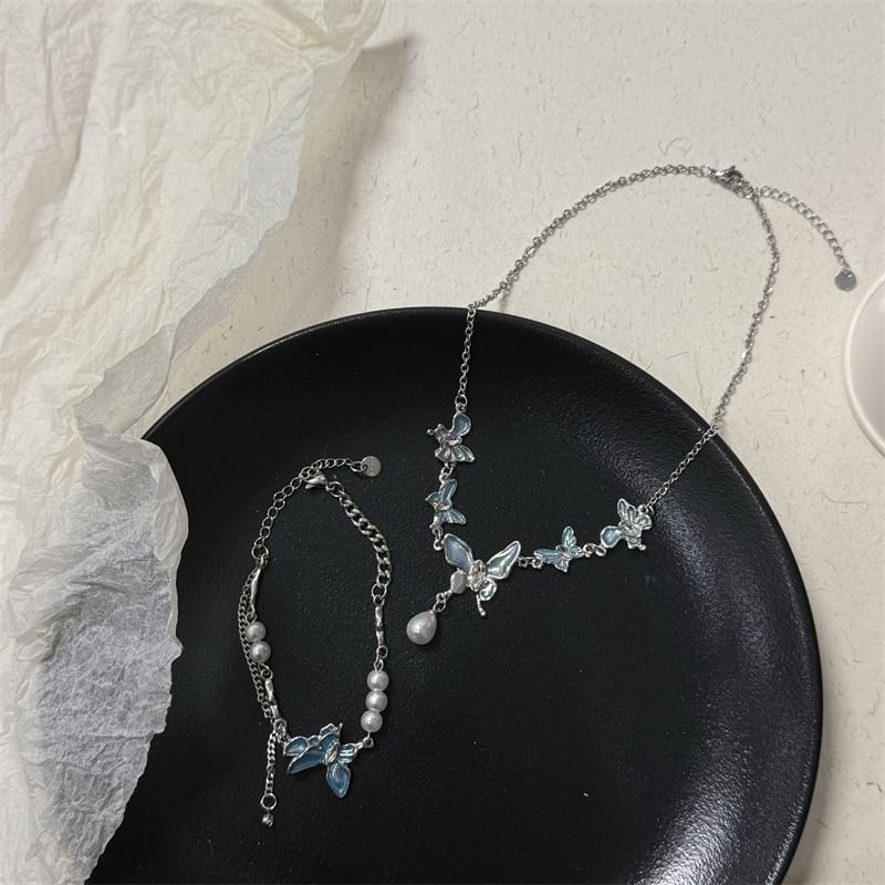 Pearl Faux Butterfly Alloy Choker