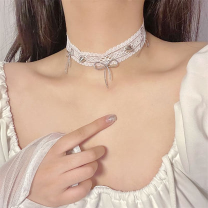 Rivets White Bow Choker With Lace And Spike Necklace