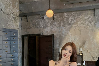 A-Line Evening V-Neck Strap Plain Gown Spaghetti