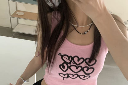 Scoop Neck Heart Print Crop Knit Tank Top