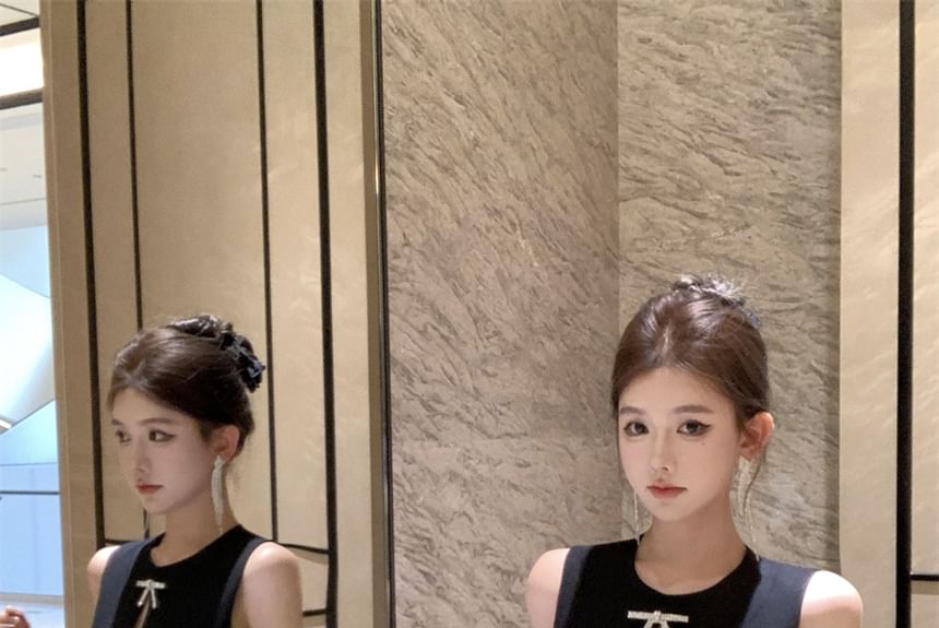 Plain Cutout Bow Mini Dress Neck Round A-Line Sleeveless Rhinestone