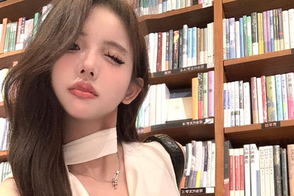 Choker-Neck Cowl Neck Tank Crop Lettering Top