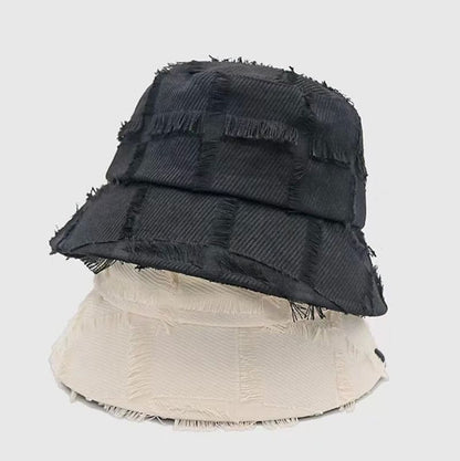 Distressed Frayed Bucket Hat Edge