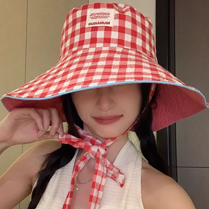 Bucket Strap Hat Pattern With Checkered Chin