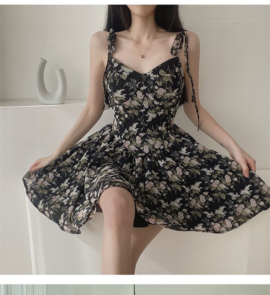 Spaghetti Strap Floral Print Dress