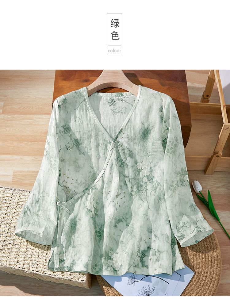 V-Neck Floral Blouse