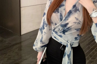 Top Dye V-Neck Long-Sleeve Tie Crop