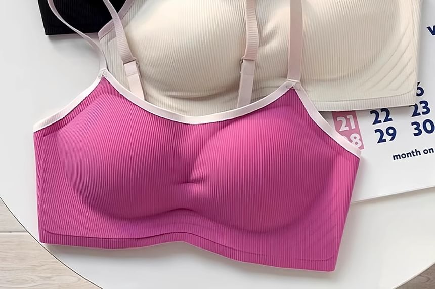 Contrast Trim Wireless Seamless Bra