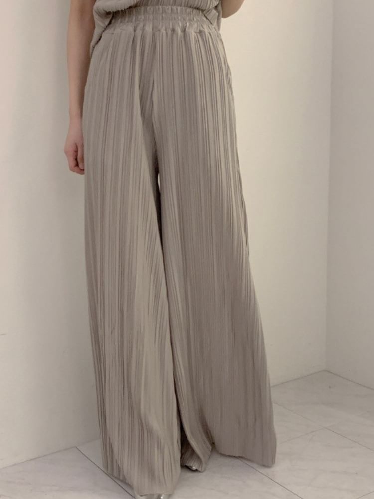 Set: Short-Sleeve Mock Neck Plain Pleated Top + Elastic Waist Wide Leg Pants