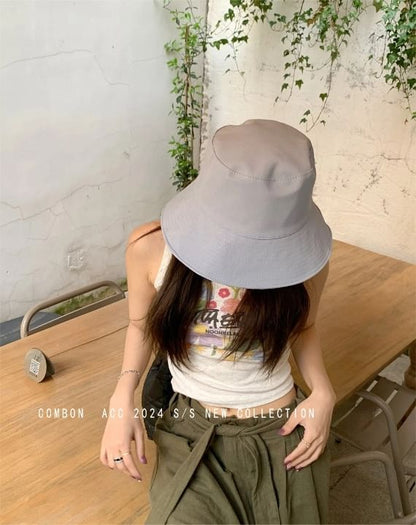 Hat Reversible Bucket Plaid