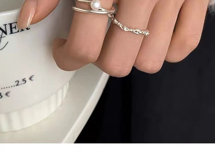 Chain / Faux Pearl Open Ring