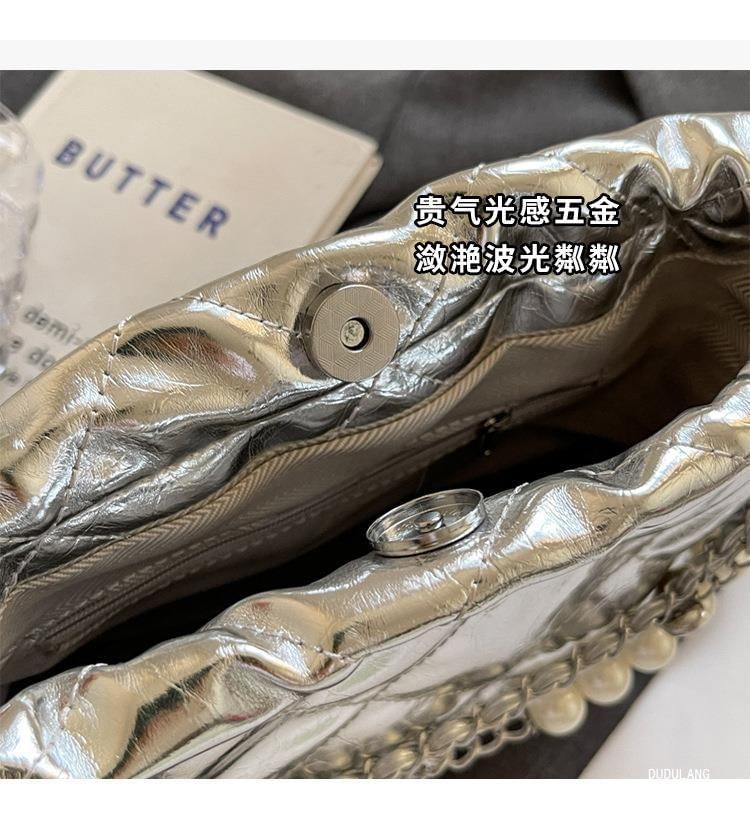 Chain Bucket Strap Bag Quilted