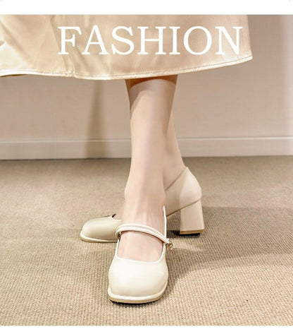 Mary Jane Block Pumps Heel