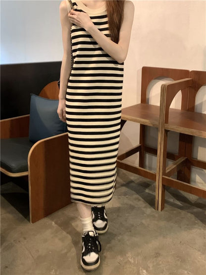 Striped Sleeveless Round Neck Bodycon Long Dress