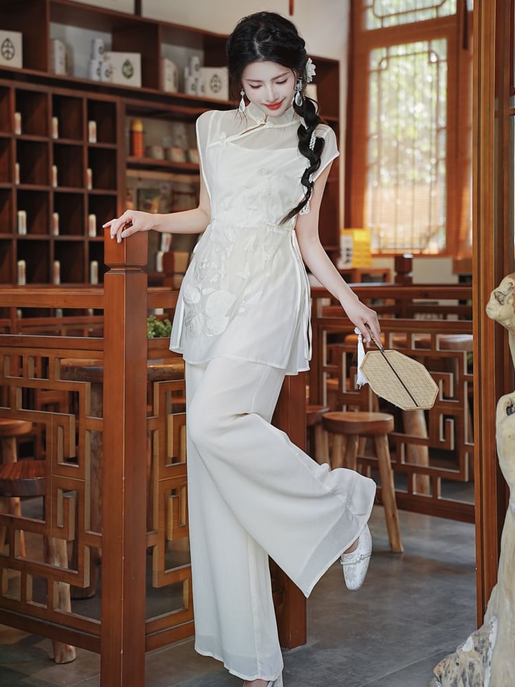 Set: Sleeveless Mandarin Collar Embroidered Top + Camisole Top + High Waist Plain Wide Leg Pants