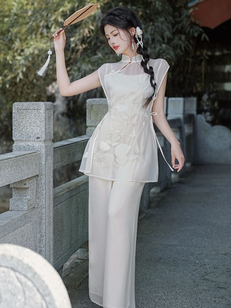 Set: Sleeveless Mandarin Collar Embroidered Top + Camisole Top + High Waist Plain Wide Leg Pants