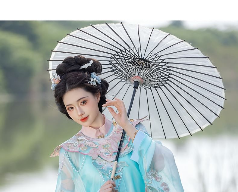 Flower Embroidered Hanfu Set