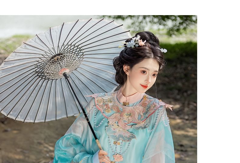 Flower Embroidered Hanfu Set