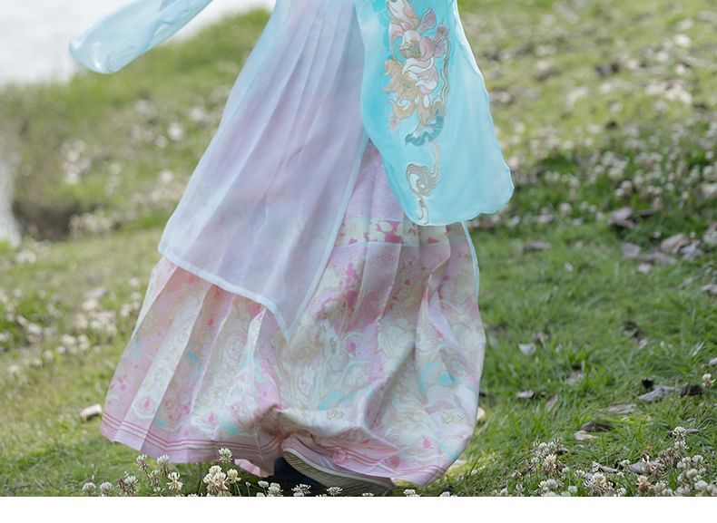 Flower Embroidered Hanfu Set