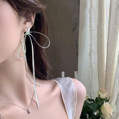 Faux Earring Bow Pearl