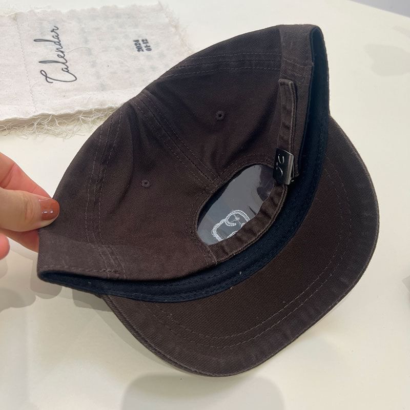 Embroidered Short Brim Elephant Cap