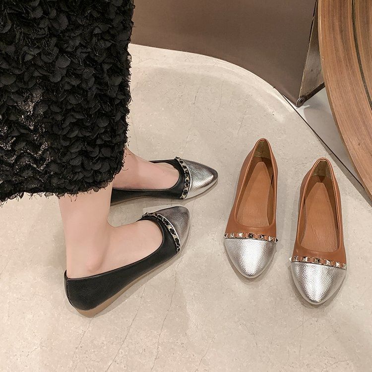 Cap Toe Studded Flats