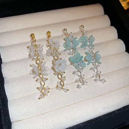 Floral Dangle Earring